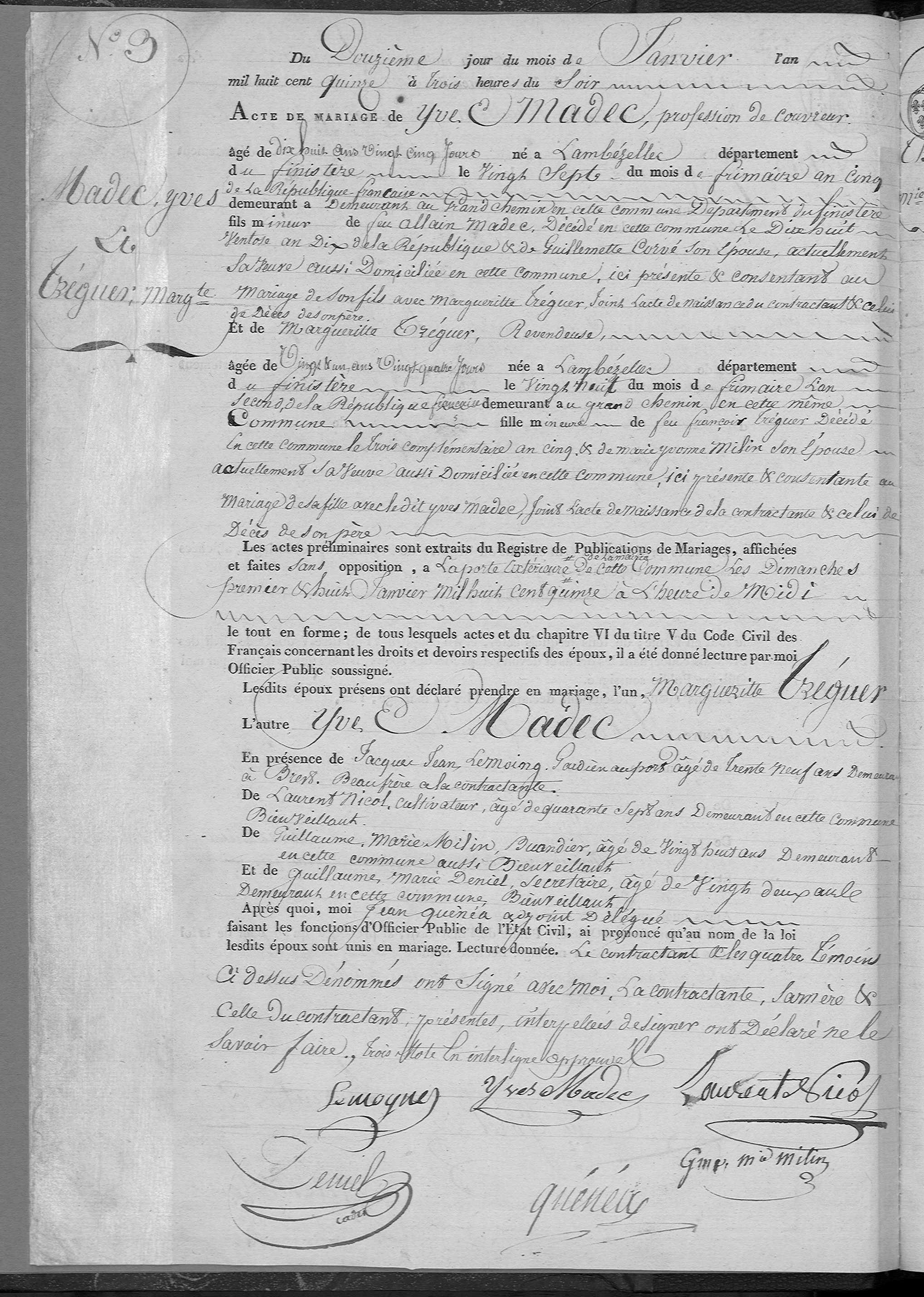 Page d'un registre imprimé remplie à la main : l'acte de mariage d'Yves Madec et de Marguerite Tréguer, avec les signatures au bas